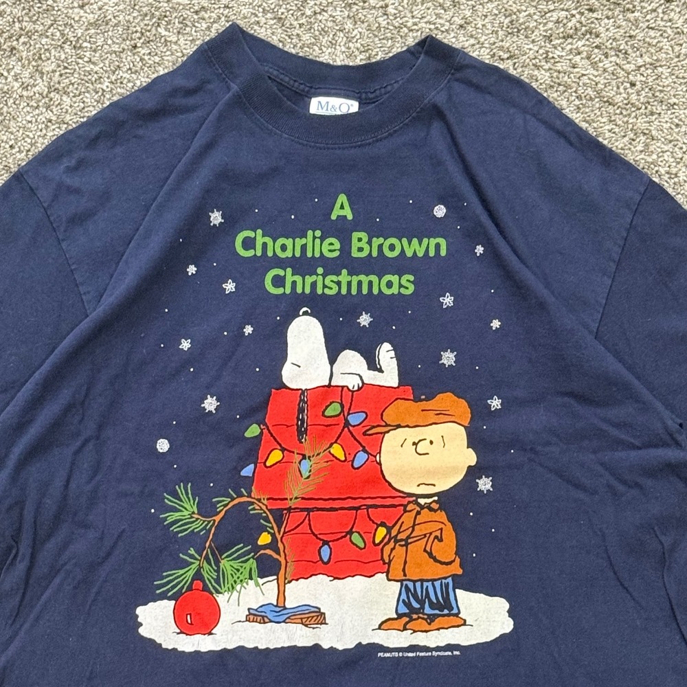 Vintage 90s Charlie Brown Christmas Peanuts Snoopy M&O Knits Navy TShirt Mens XL - Picture 3 of 3
